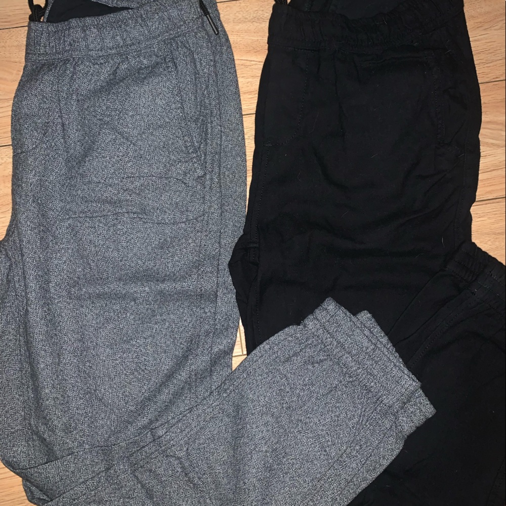 Roots joggers x2 - ladies size xs black and salt/pepper